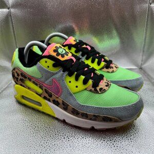 Size 9 Nike Air Max 90 LX Illusion Womens Green Athletic Shoes CW3499-300